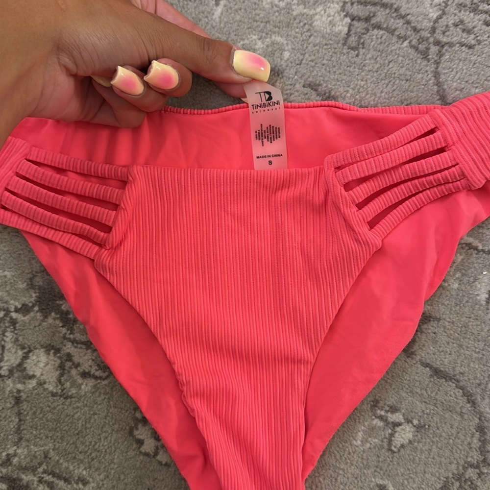 Pink Ribbed Bikini Set - Picture 3 of 5